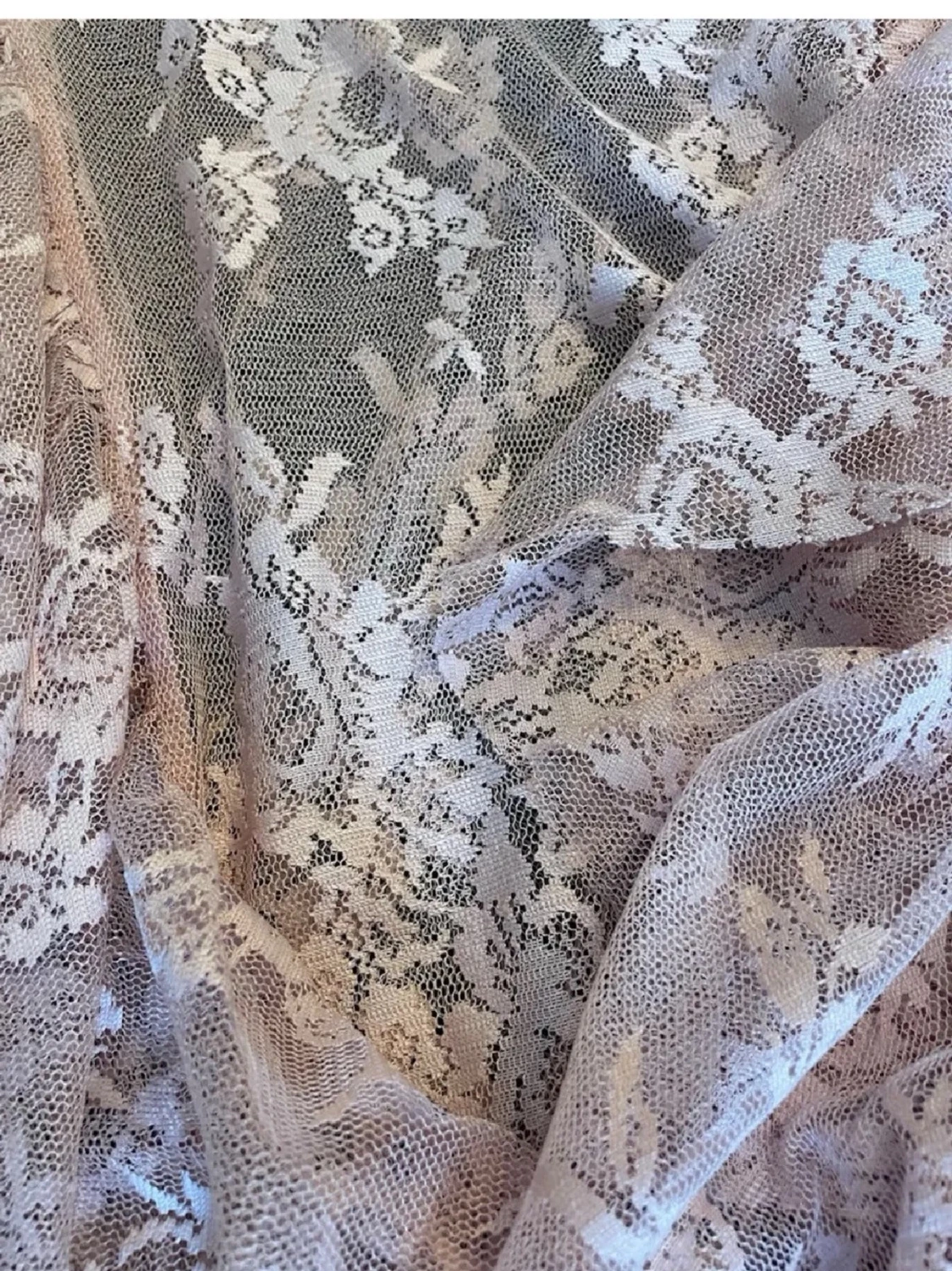 Rosa spetsblus med volanger - 2