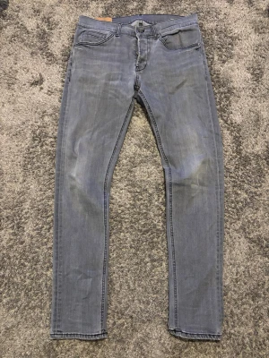 Dondup George Jeans - Dondup George jeans i mycket bra skick! 👏 | Storlek W35 L34 📏 | Vid frågor är det bara att skriva ✍️ | Frakt inom 48h 📦