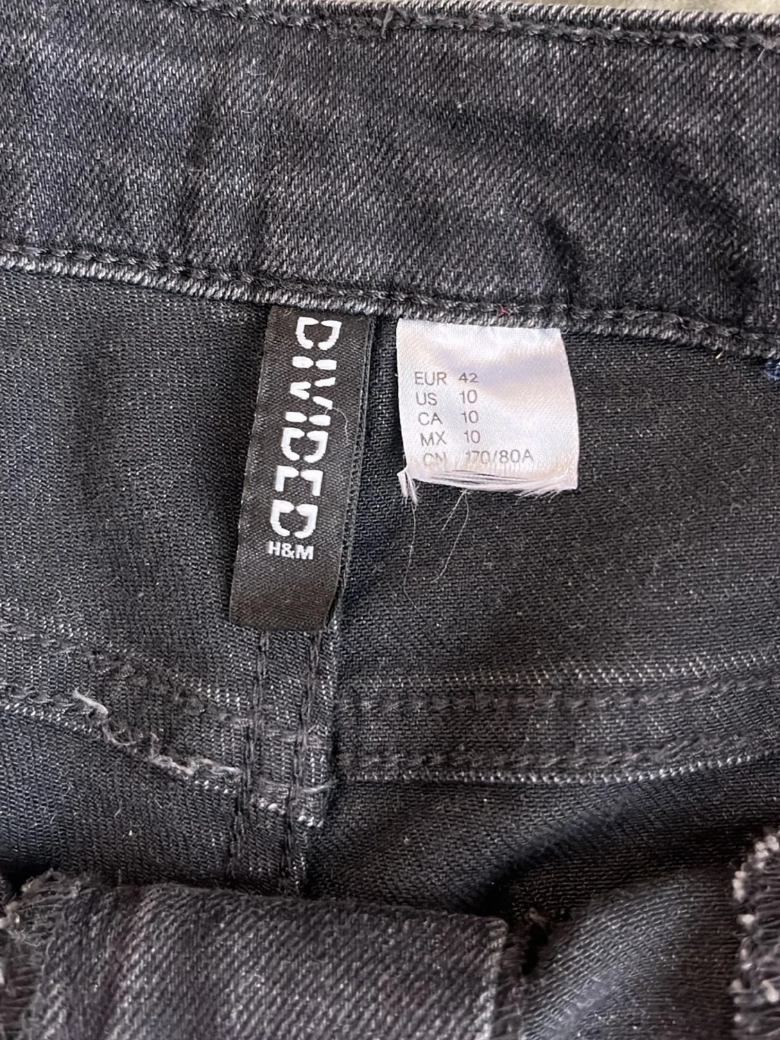 Svart low flared jeans  - 2