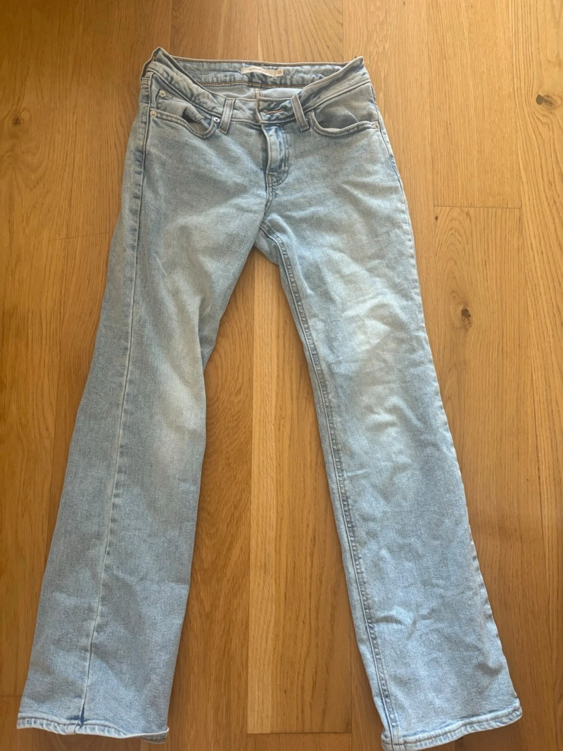Ljusblå Levi's jeans med raka ben - 4