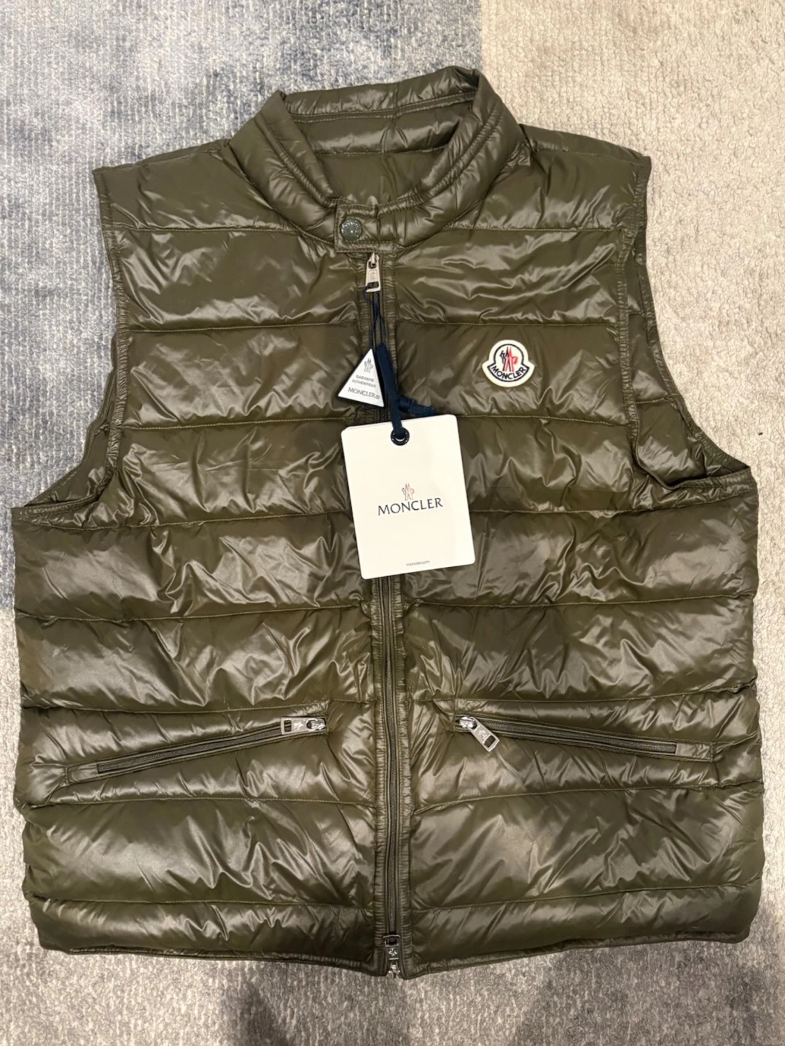 Moncler väst 