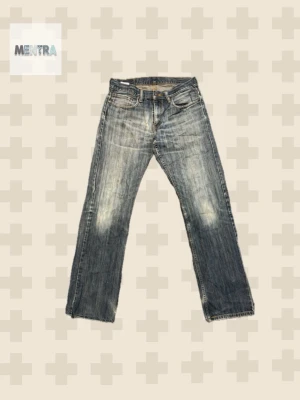 Vintage Levi’s Denim (Bootcut) 514,(Washed) 90’S (32,34) - (32,34)Jeans are vintage Levi’s from the 90’s. Incredible wash and very sought after. With a bootcut fit. Message me if you have any questions!!!                    Measurements Waist:40cm Lengt:106cm Legopening:22cm