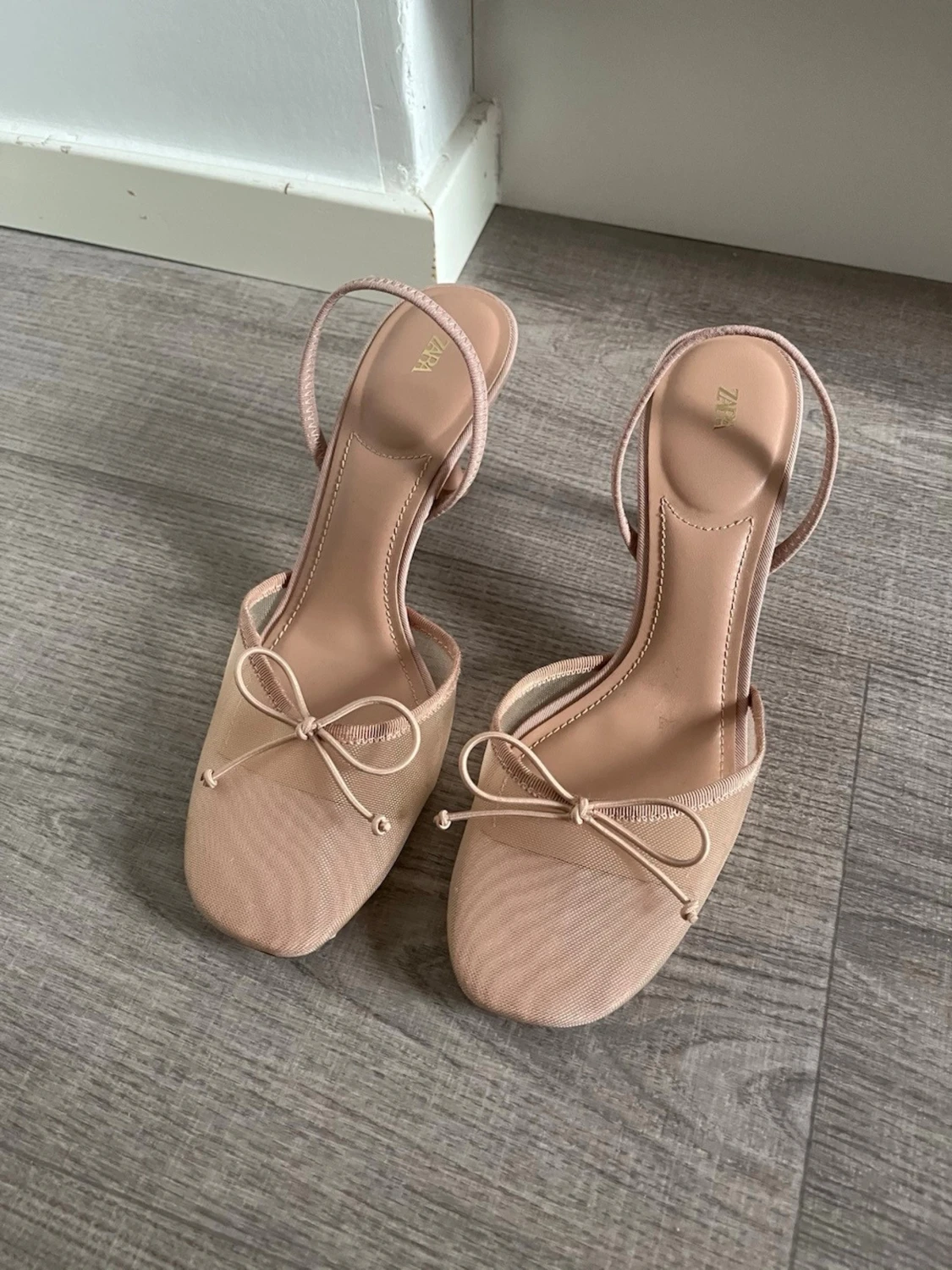 Beige ballerinaskor från Zara - 1
