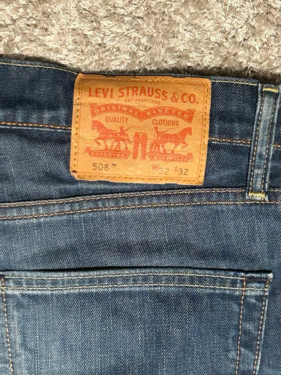 Mörkblå Levi's slim fit jeans - 2