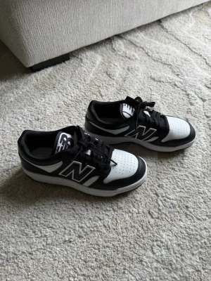 New Balance - Använda 1 gång. Har inte kvar skokartongen.