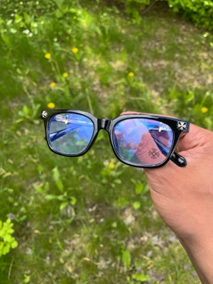 Chrome Heart glasses - Brand new Anti bluelight glasses. Great quality, for both men and women. Doesnt come in the original packaging! I ensure quick shipping and both secure and safe packaging.