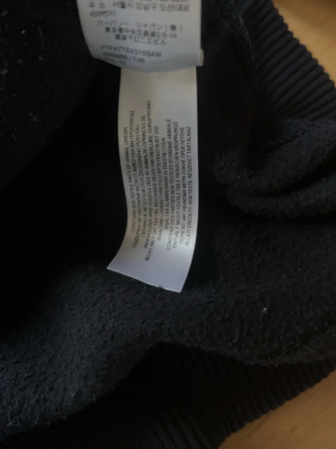 Svart Burberry hoodie med blå huva - 5