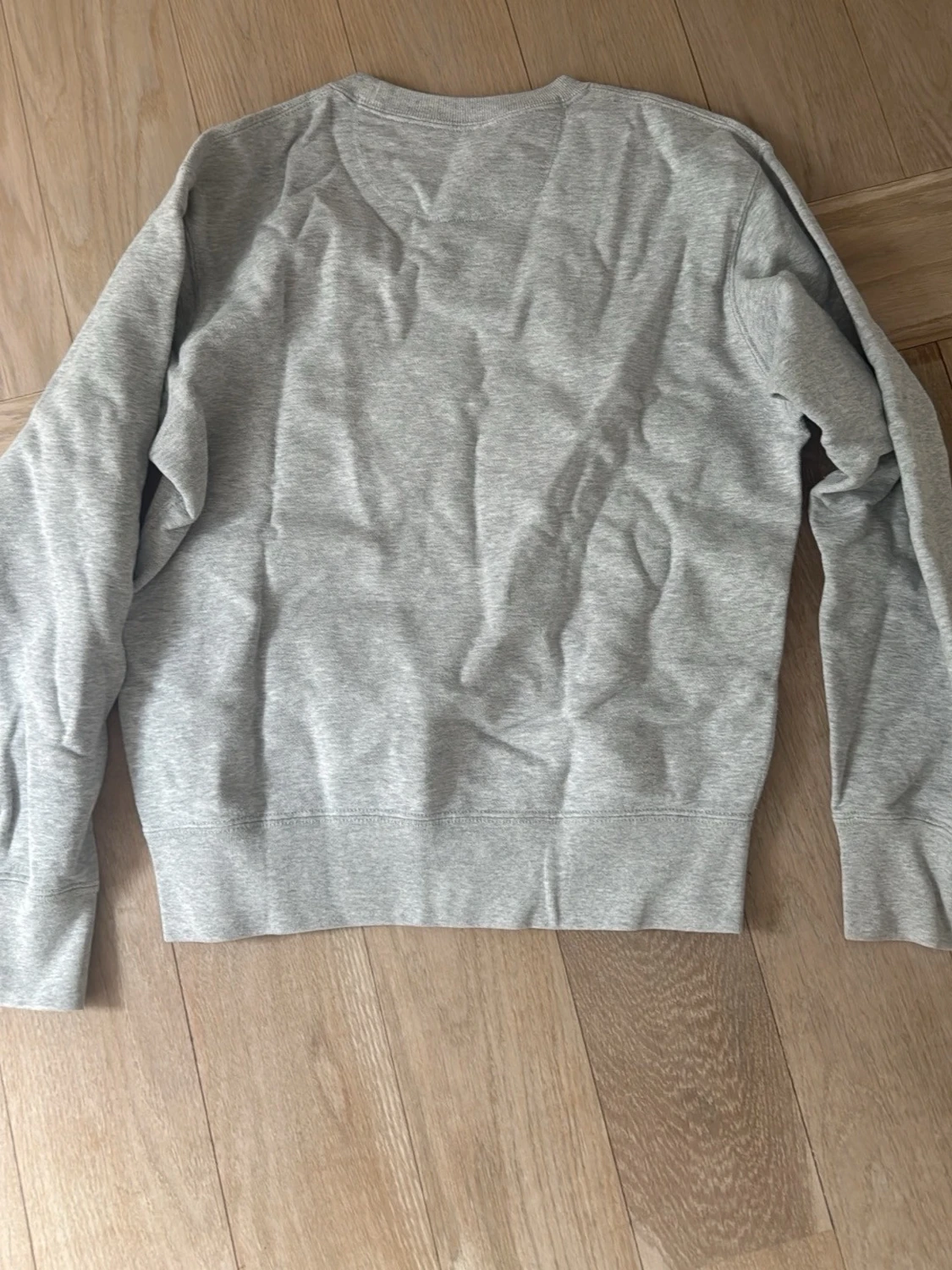 Grå sweatshirt från Uniqlo, Crewneck - 2