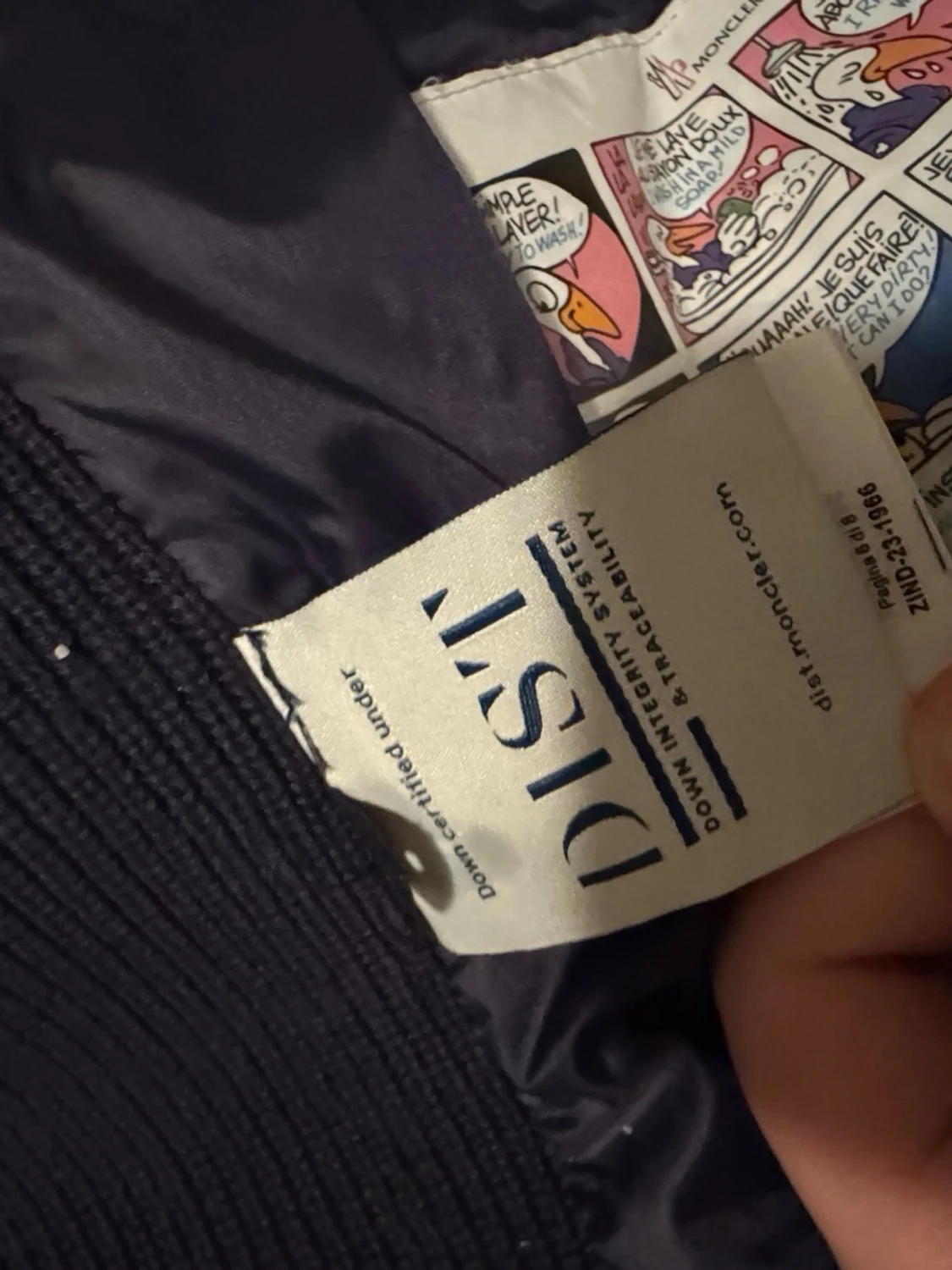 Mörkblå dunjacka från Moncler - 4