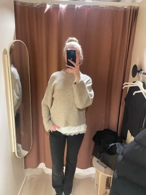 Beige sweater - Super nice beige sweater from ginatricot. Brand new