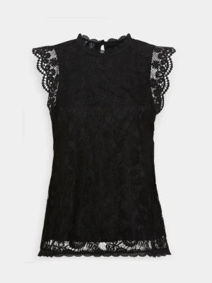 Svart spetsblus med volangärm - Supersnygg svart blus från i spets med volangdetaljer vid ärmarna och halsen. Ärmlös modell med rund halsringning och knäppning bak. Aldrig använd med prislapp kvar💞