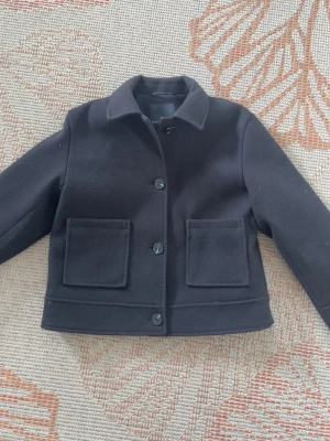 Fin vårjacka från Lager - Strl 160 som Xs ni kan söka upp de om ni känner er osäkra