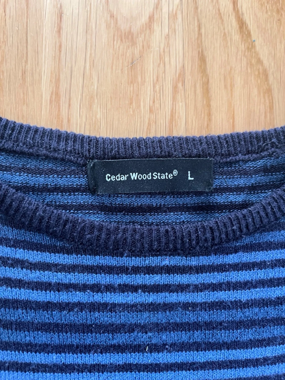 Randig stickad tröja - 2