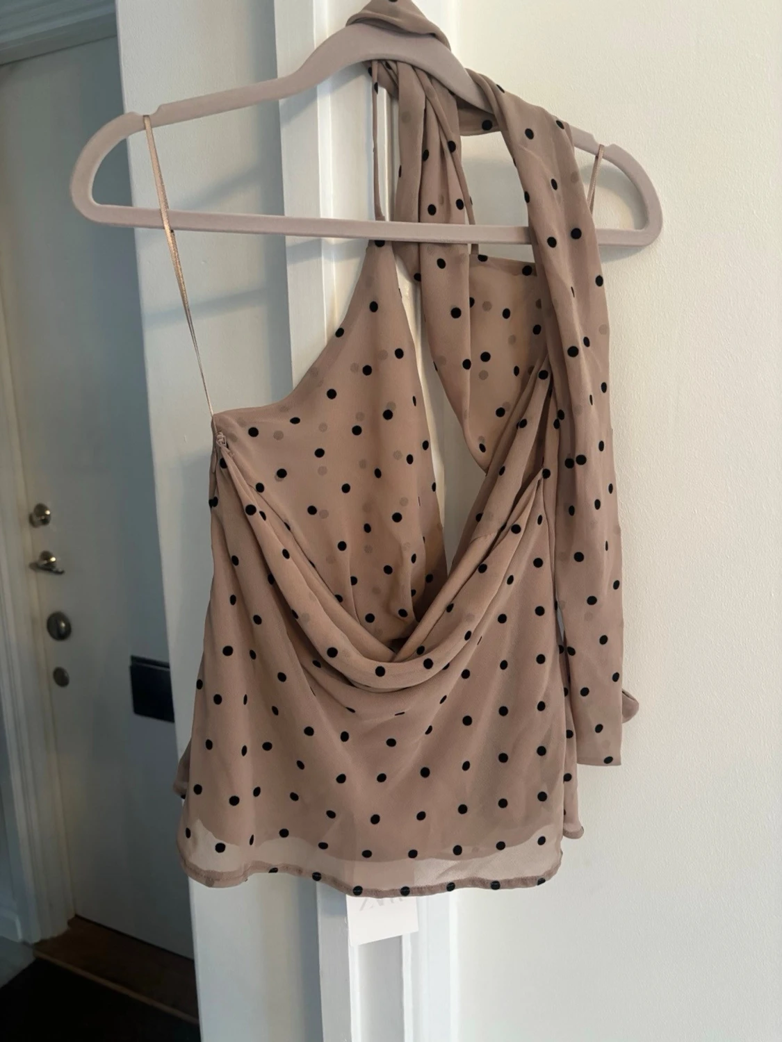 Beige prickig omlott linnetopp - 1