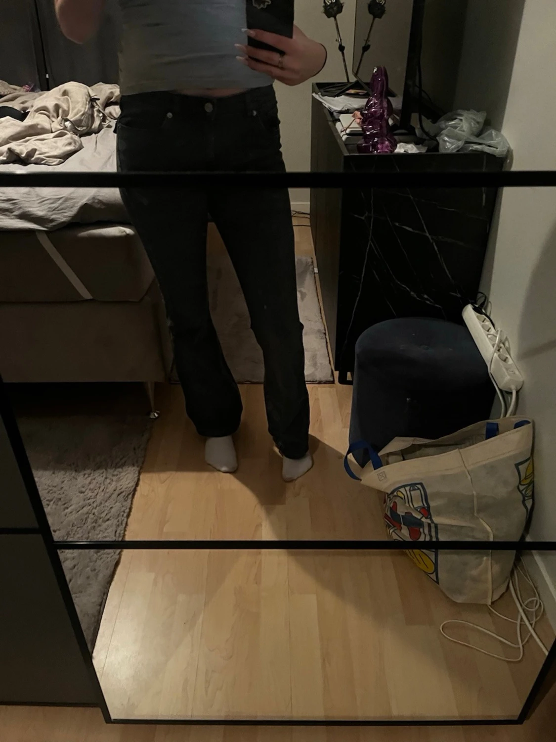 Svarta bootcut jeans med hög midja
