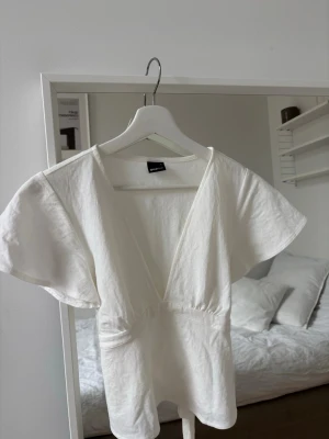 Vit topp - Söt topp/ blus