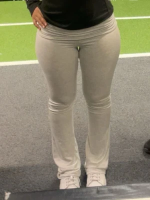 Yoga pants  - Använda några gånger