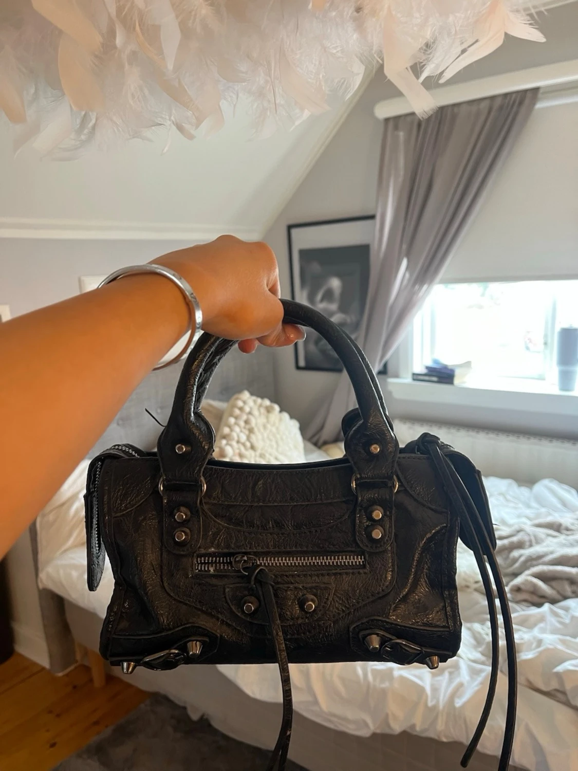 Svart mindre väska - 2