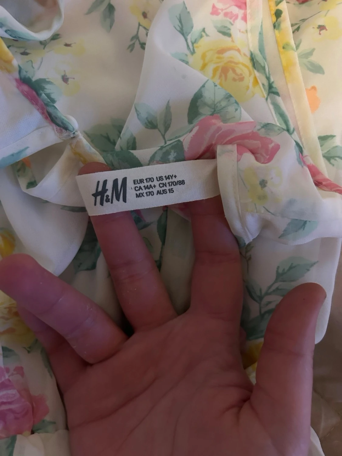 Blommig klänning  - 1