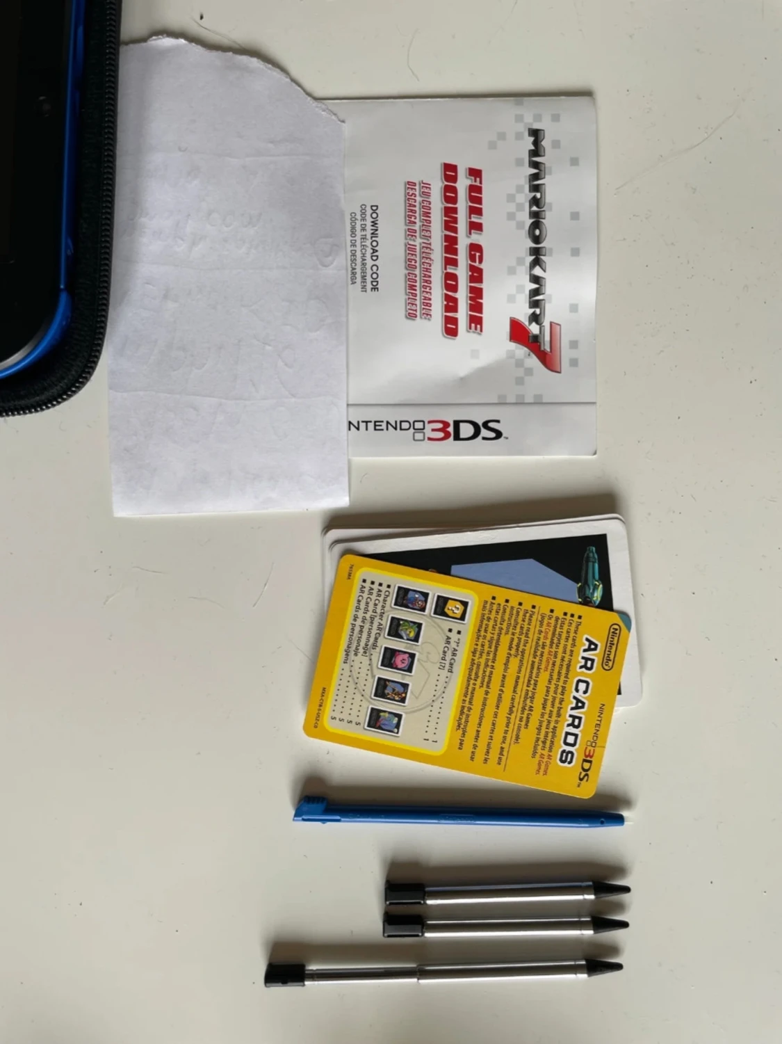 Nintendo 2DS med spel och fodral - 6