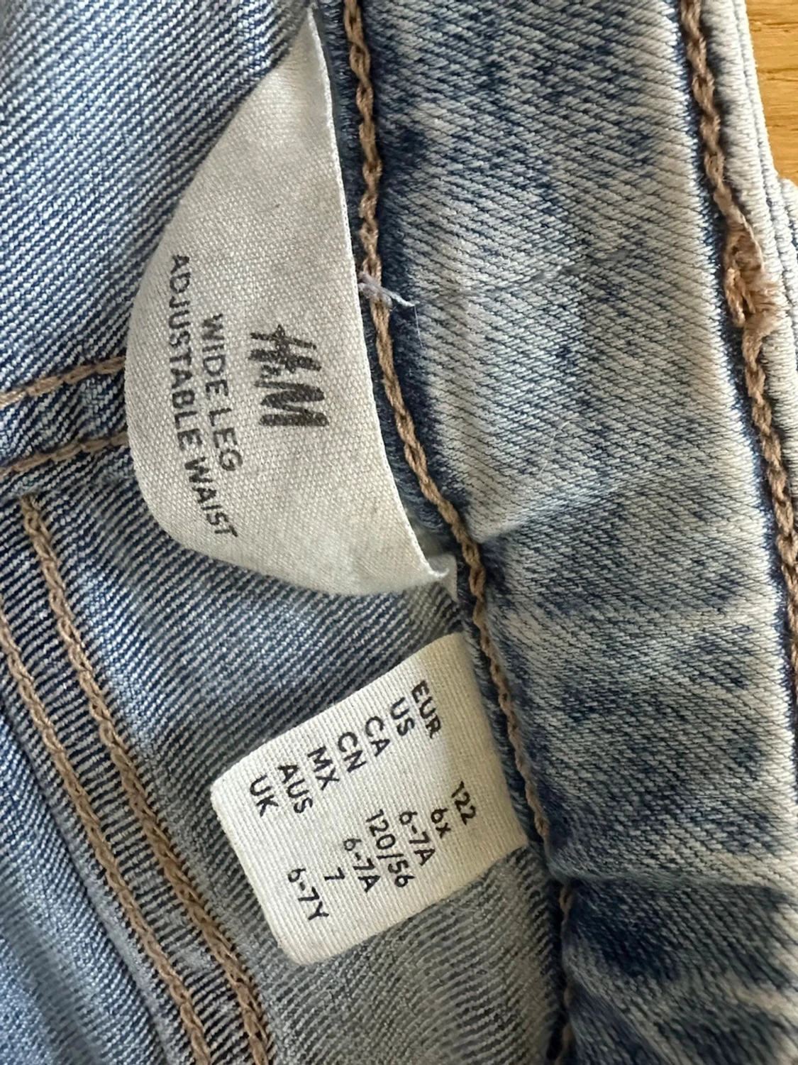 Ljusblåa wide leg jeans - 2