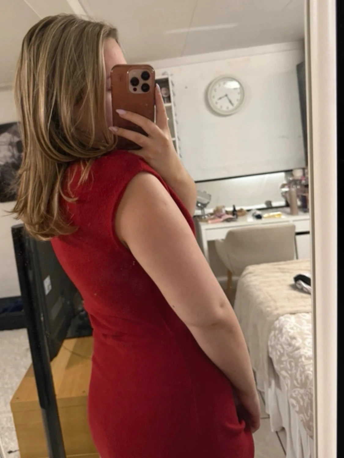 Röd långklänning med slits - 2