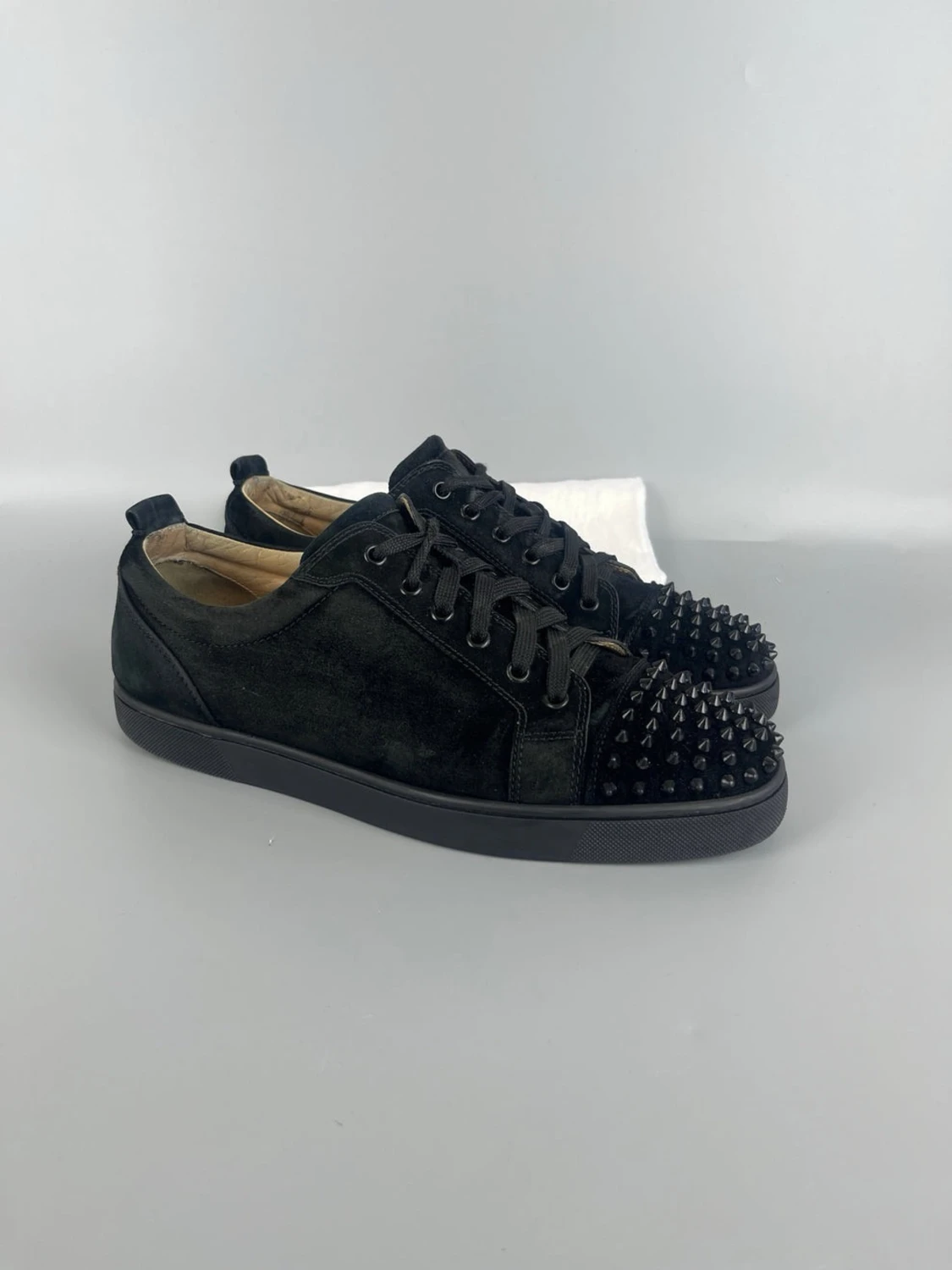Helsvarta Louboutin skor med spikar   - 2
