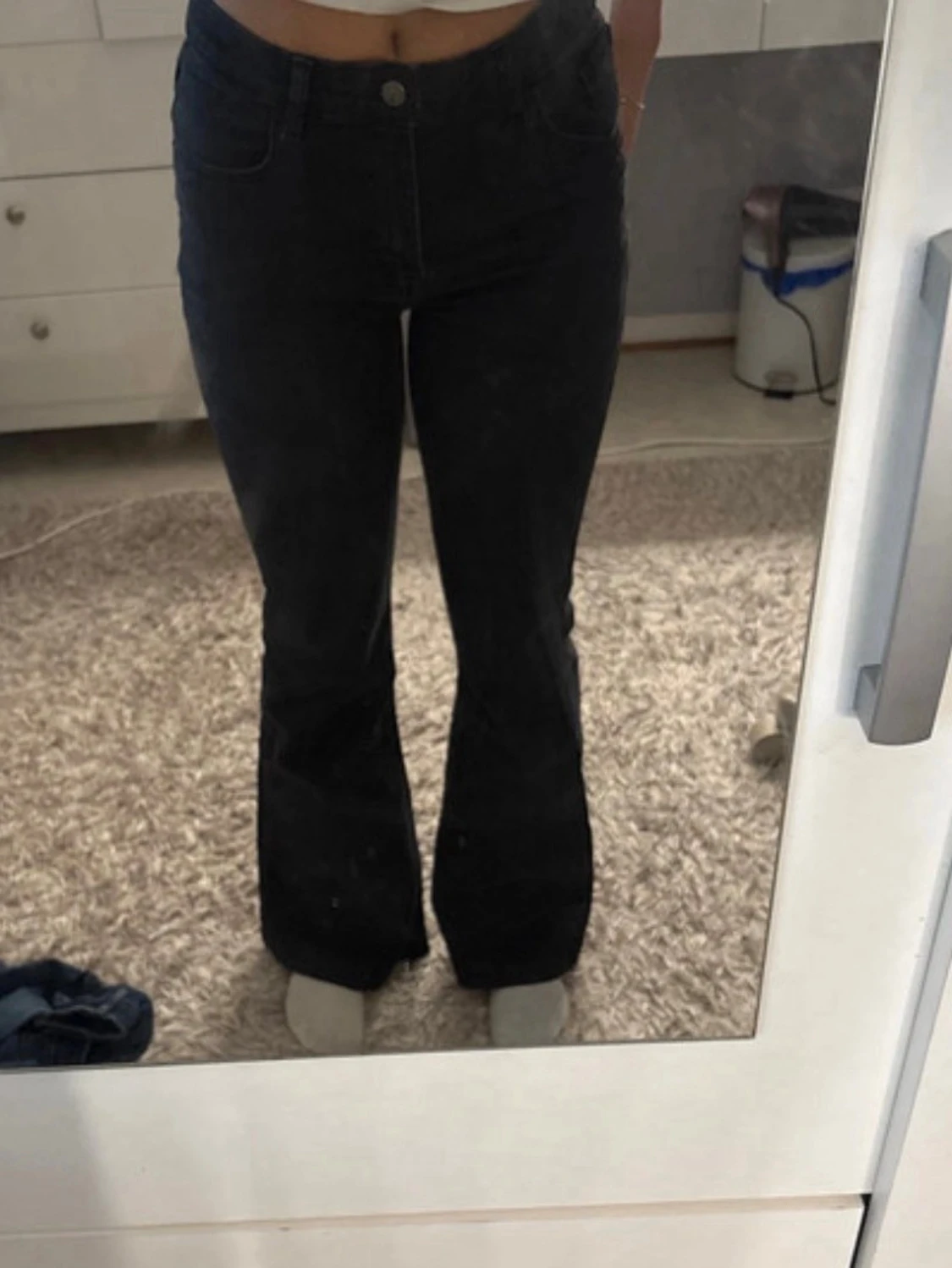 Svarta bootcut jeans med hög midja - 1