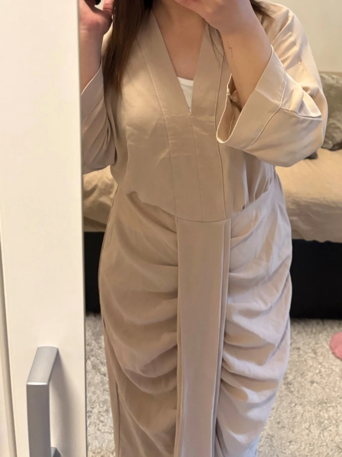 Festfin nude klänning från Shein, strl M – Som ny!