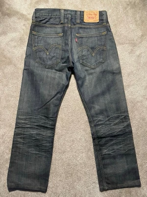 Levis 506  - Hej! Säljer nu dessa Levi’s jeans i modellen 506. Jeansen är i mycket fint skick. Storleken är W30 L32 Bara att skriva vid frågor. 
