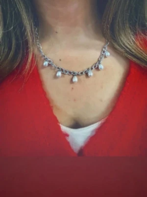 Pärlhalsband  - Halsband med pärlor rostfritt och justerbart ❤️