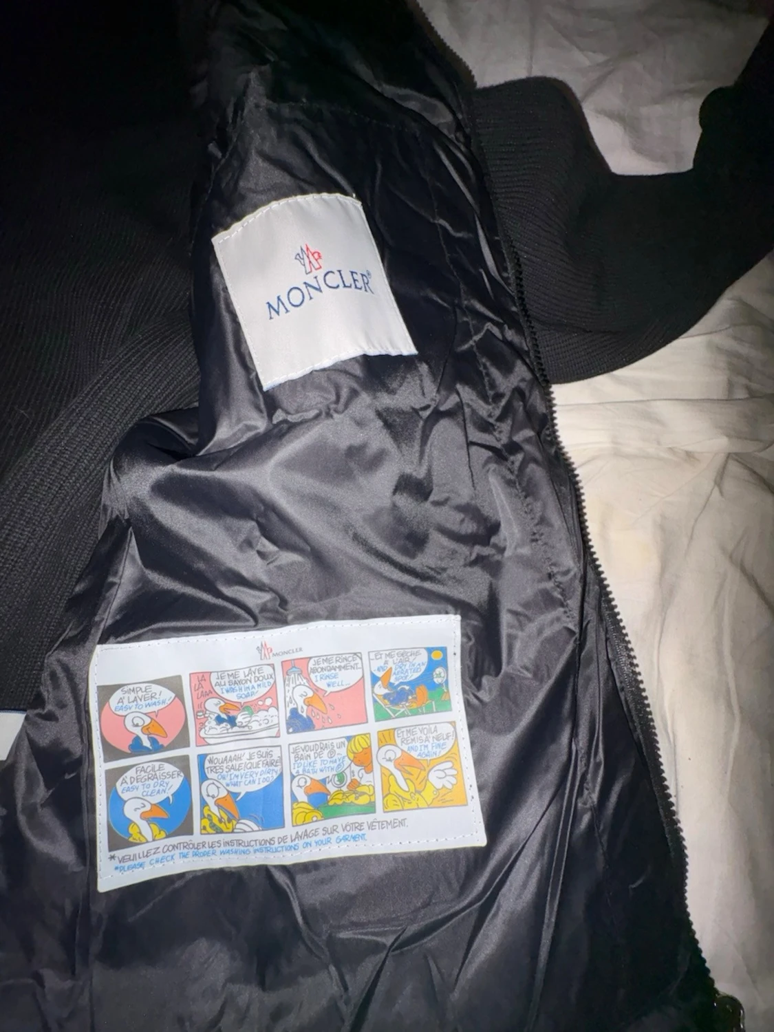 Svart dunväst från Moncler - 2