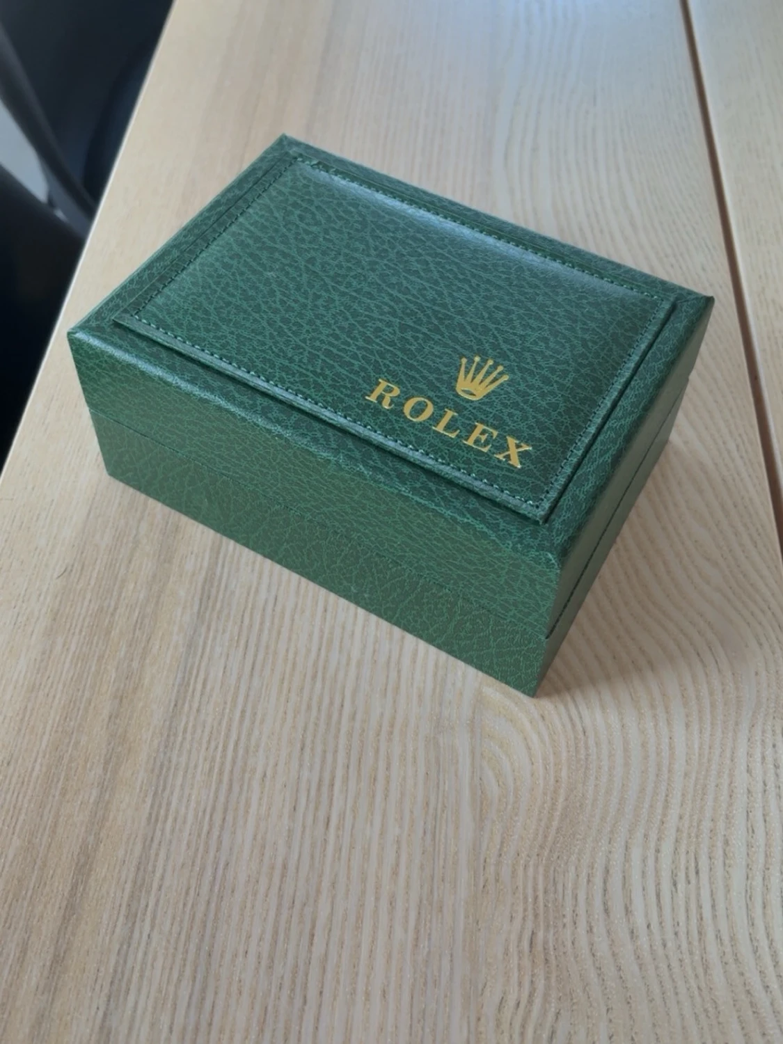 Lyxig svart/guld herrklocka - 4