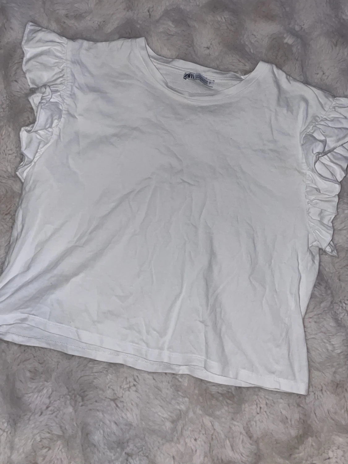 Vit volangtopp från Zara