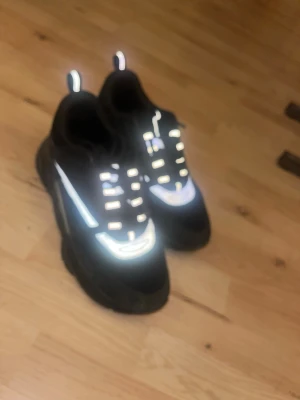 Dior b22 - Dior b22 helt svarta storlek 45 