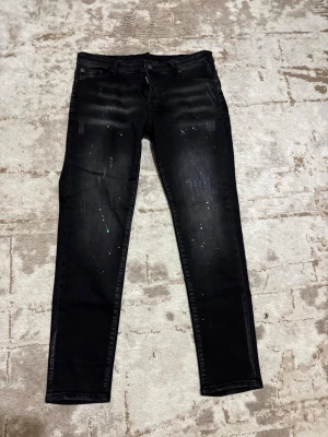 Dsquared2 Jeans - Helt nya aldrig använda. Storlek 50.