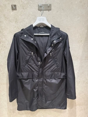 J.Lindeberg Tunn Jacka/Rock Med Luva - Storlek S,  inga fläckar eller skador!