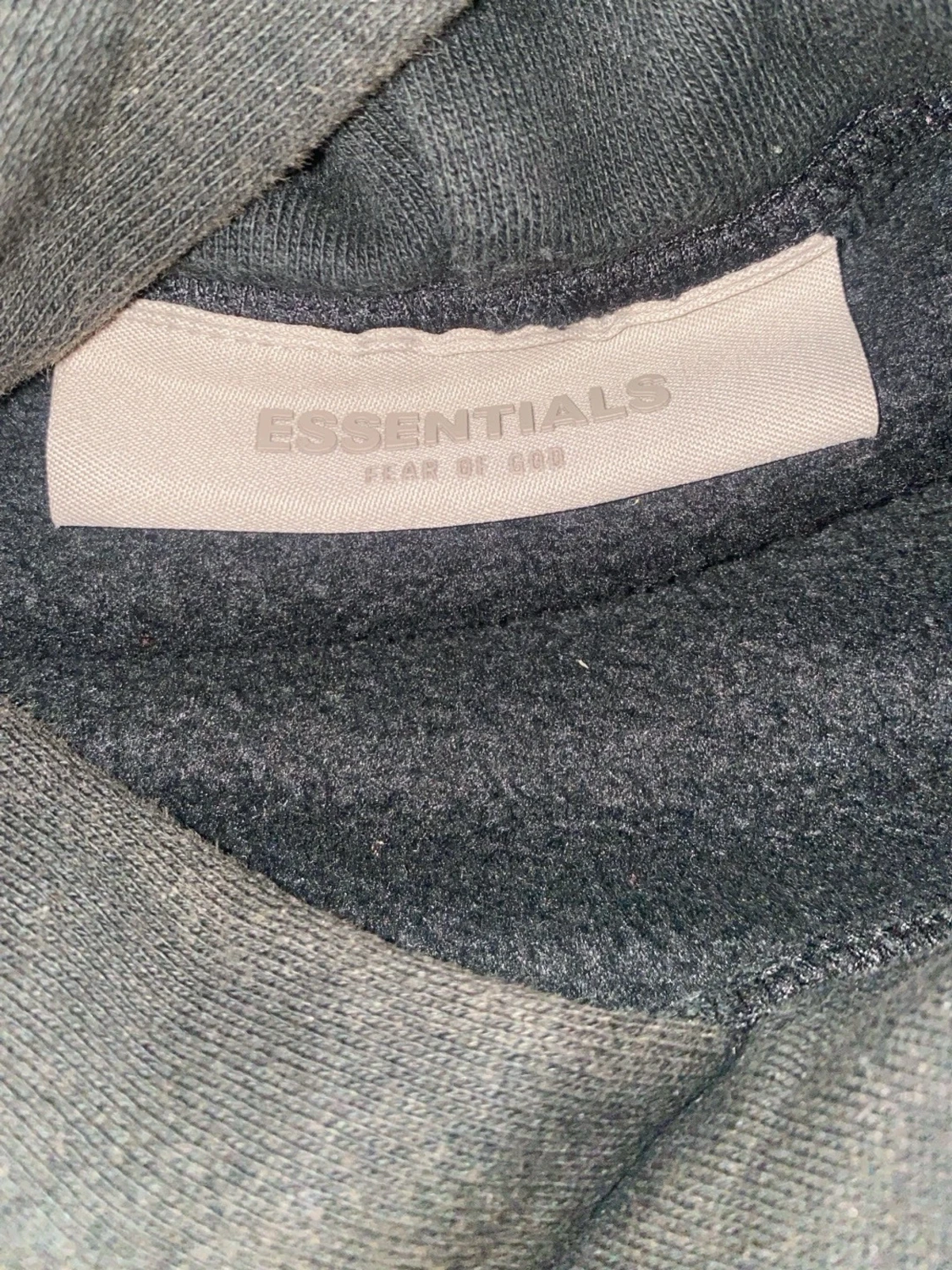 Svart Essentials Fear of God hoodie - 3
