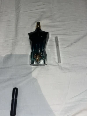 Jean Paul Gaultier le beau le parfum - Jean Paul Gaultier le beau le parfum sample på 2,5 ml 