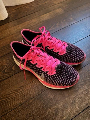 Nike Pegasus Turbo löparskor - Snygga sneakers/löparskor från Nike, Pegasus Turbo