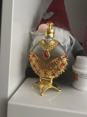 Parfym med doft av apelsin  - Använder den inte längre💕 