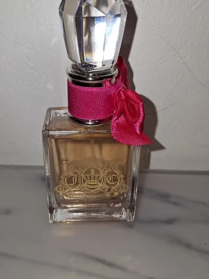Viva la juicy - Doft som inte passade mig riktigt. 30 ml endast testat.