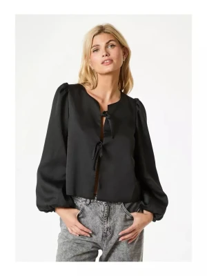 Svart blus med puffärm och knyt - Svart blus med två knyten framtill, satin tyg. Neo Noir nypris 749