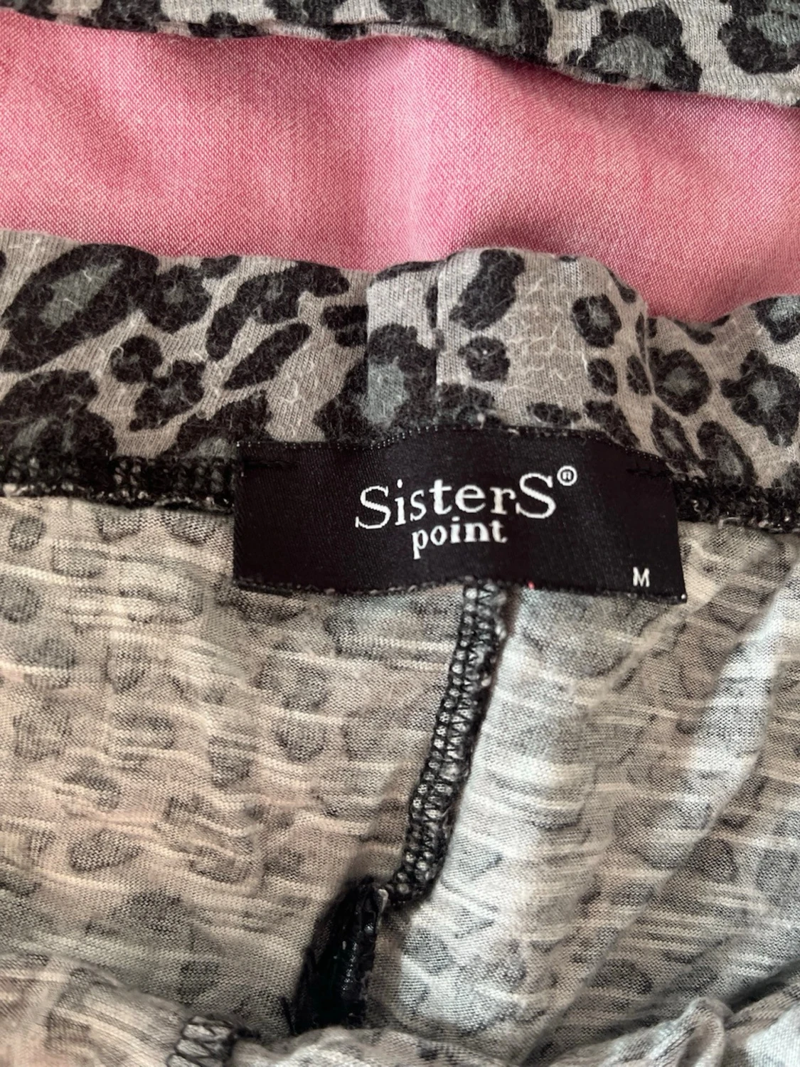 Leopard pyjamas med spets  - 1