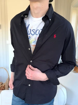 Ralph lauren skjorta - medium slim fit. 182cm, 71kg