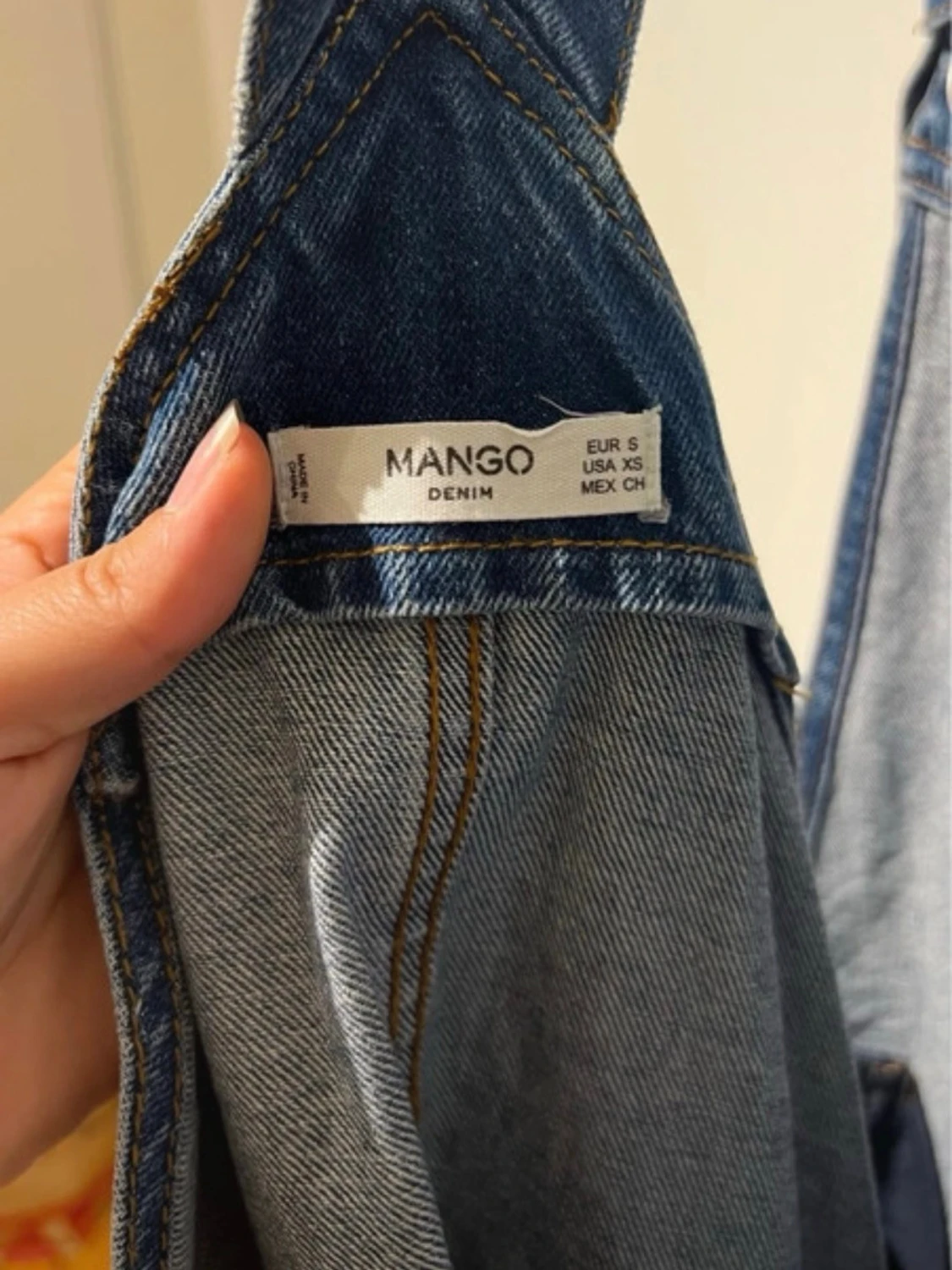 Blå jeansklänning med knappar - 2