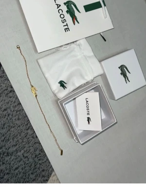 Lacoste Armaband - Fint