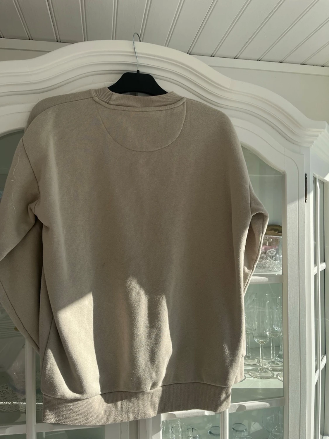 Beige sweatshirt från SMOG - 2