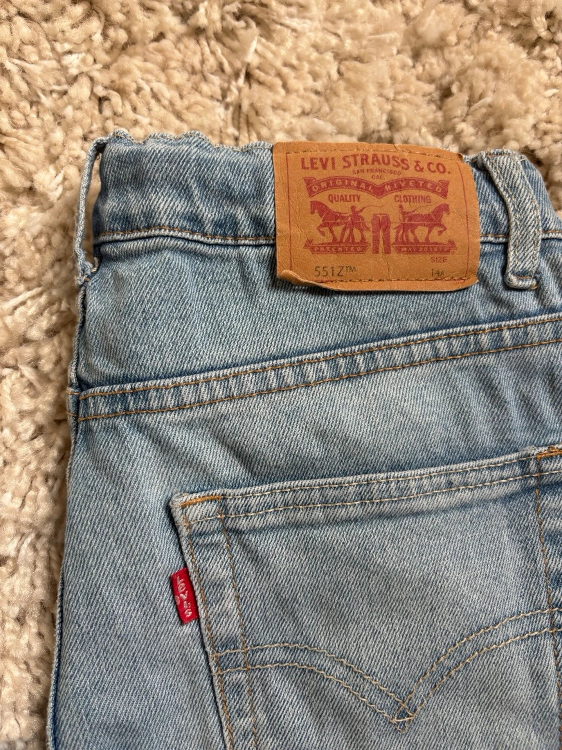 Ljusblå Levi's 551Z straight jeans - 1