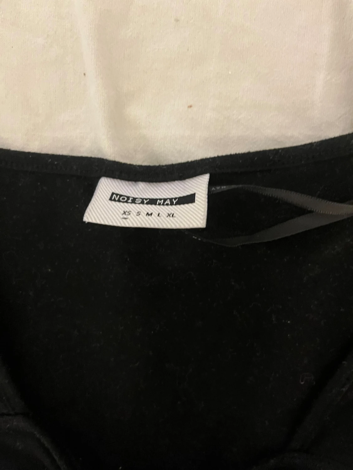 Svart långärmad topp från Noisy May - 1